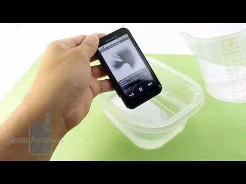 Motorola DEFY Video Review