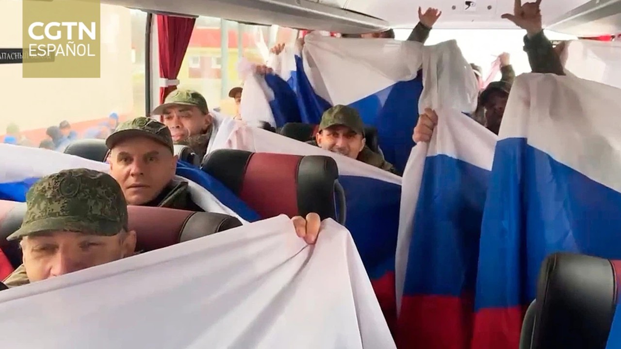 Rusia y Ucrania intercambian 175 soldados y 7 civiles antes del alto el fuego de la Pascua ortodoxa