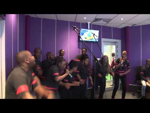 Soweto Gospel Choir  - Emarabini