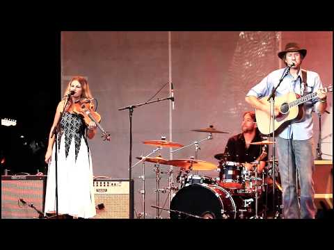 White River Junction - Dead Winter Carpenters - Live at Strawberry 2015