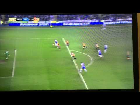 GOAL  Reading 3-0 Bradford - Jamie Mackie 16/03/15