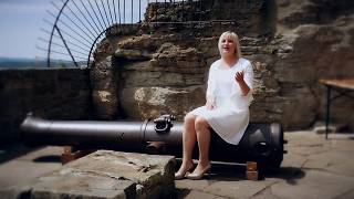 Das Schloß im siebten Himmel Music Video