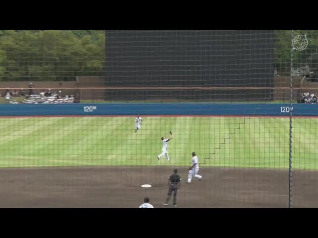 【ファーム】好守で魅せる!! マリーンズの育成ルーキー・勝又琉偉 見事な背走キャッチ!!  2023年9月10日 千葉ロッテマリーンズ 対 北海道日本ハムファイターズ