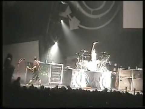 14 - blink-182 - Medley (Live - Dublin, THE LAST SHOW)
