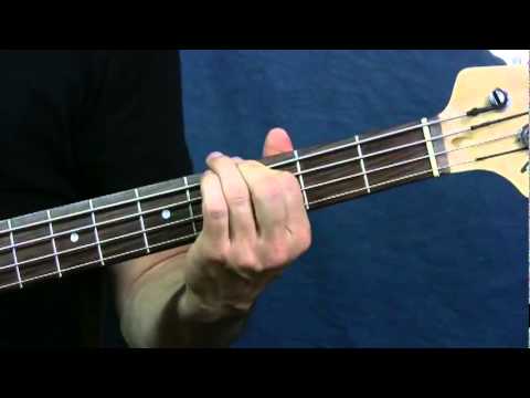 easy bass guitar song lesson smoke on the water deep purple