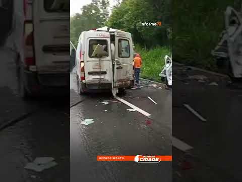 Acidente entre caminhão e ambulância de Ibirapitanga deixa feridos na rodovia Itabuna–Ilhéus