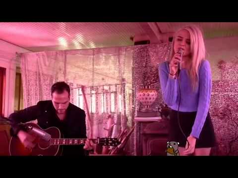 Sky Ferreira - Ghost (live on the Yankee Boat 10/17/12 acoustic)