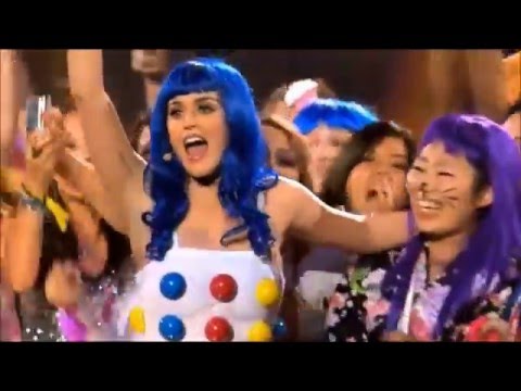 I Wanna Dance With Somebody Who Loves Me video