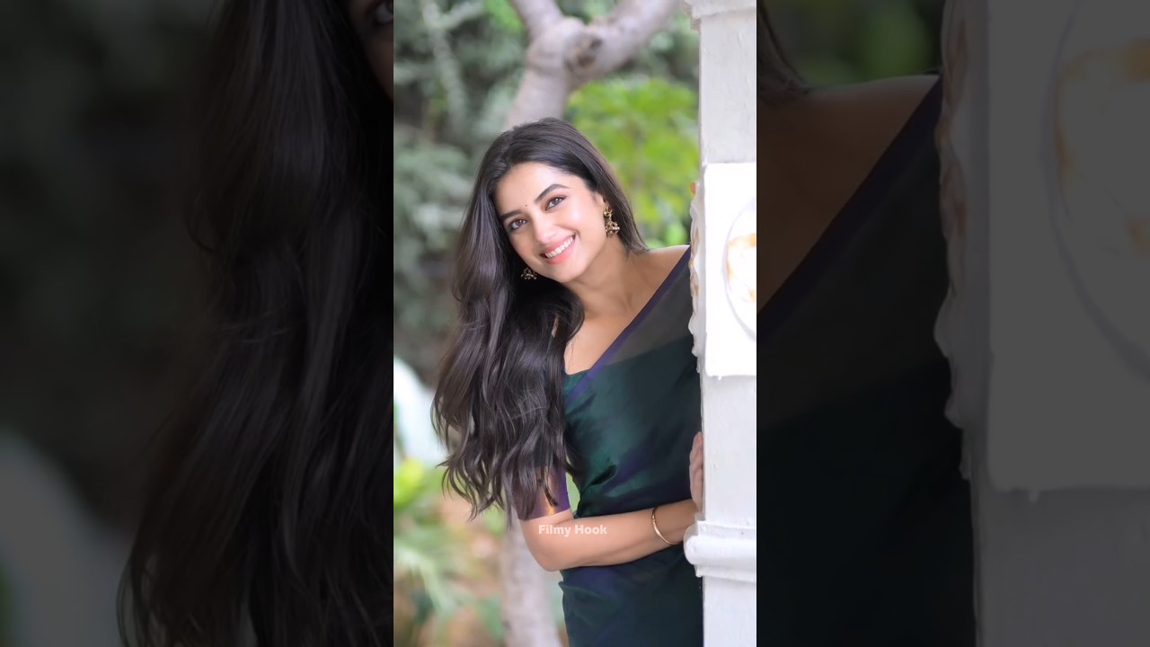 భాగ్యశ్రీ నీ చూస్తుంటే అందాల ముద్దుగుమ్మ లా ఉంది | Bhagyashri Stunning Beautiful Looks | Filmy Hook