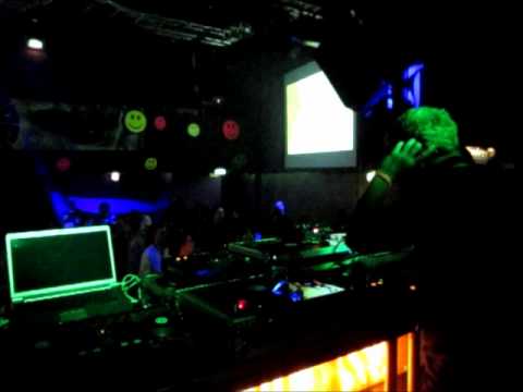 DJ Saint @ Zodiak Commune - Analog Dialogue [26-02-2011, Popcentrum 013, Tilburg]