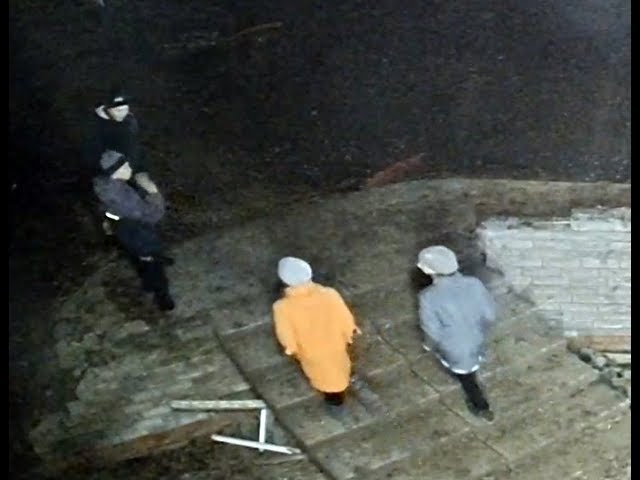Видеокамеры фиксируют ночных хулиганов в парке М Джалиля