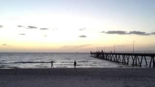 preview picture of video 'Glenelg Sunset'