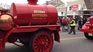 preview picture of video '1918 Mack in St. Michaels Christmas Parade'