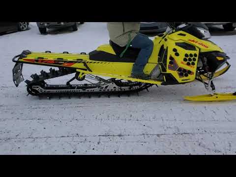 2015 Ski-Doo Summit X-T3 174 800R ETEC-E Snowmobile