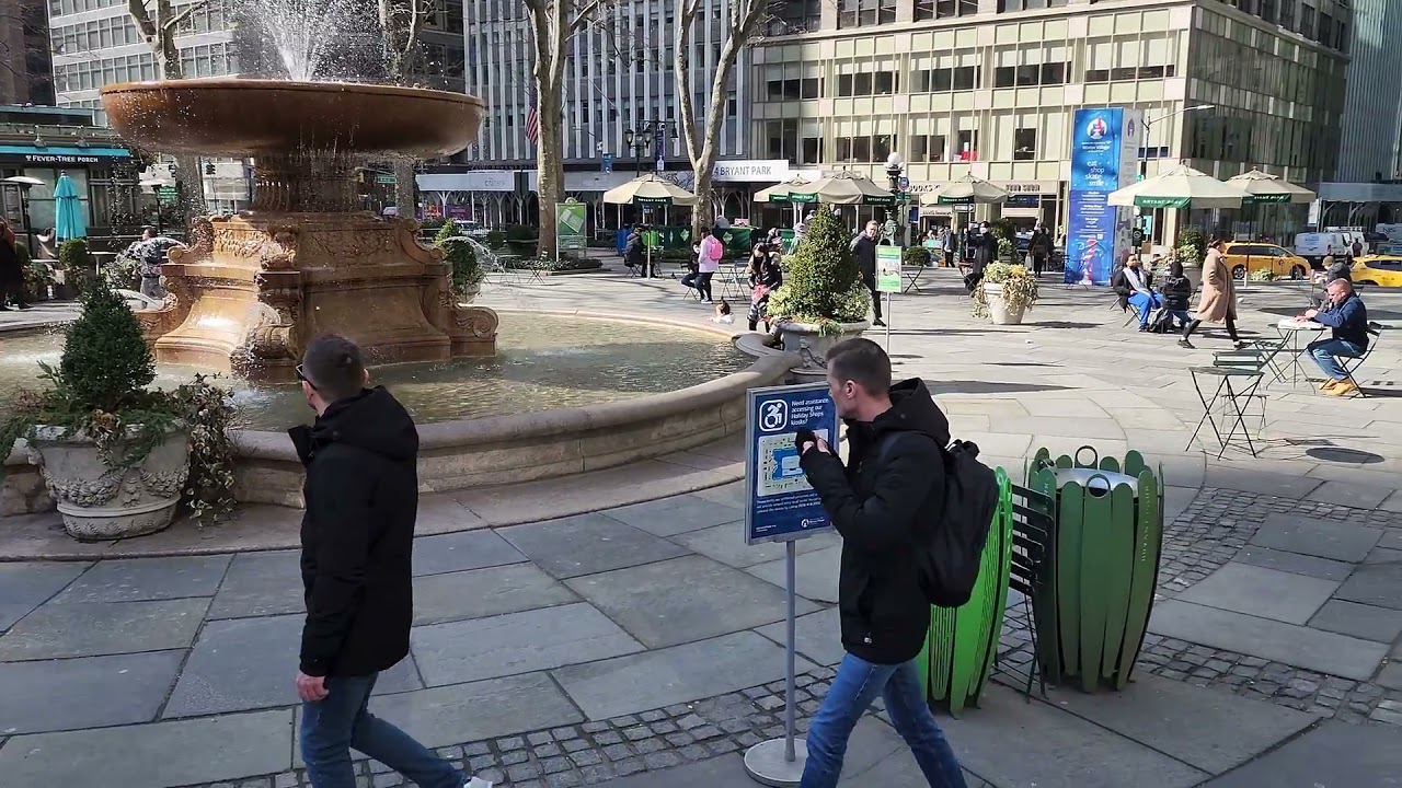 Samsung Galaxy S22 Ultra video sample: 4K fountain and zoom - YouTube