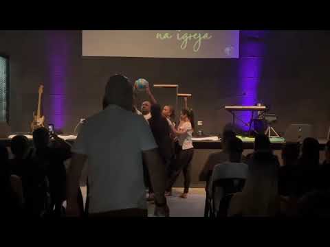 Quando o céu invade a terra - Gabriell Brito e Mateus Júnior -coreografia conferência atos na igreja