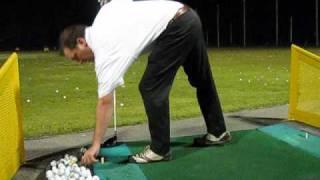 preview picture of video 'Working my golf swing at the driving range ......Quebec City Canada'