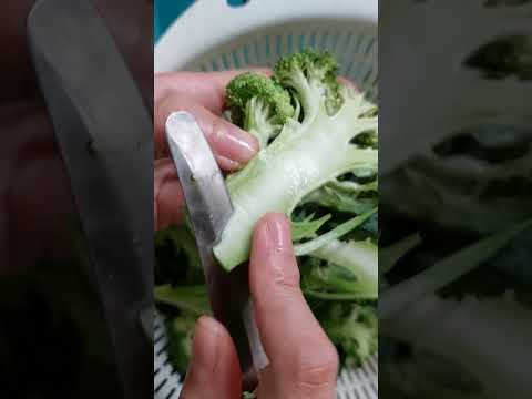Súp lơ xanh hấp