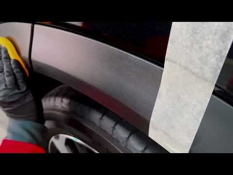 MEGUIAR'S ULTIMATE BLACK PLASTIC RESTORER