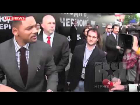 Will Smith dá Chapada a Jornalista Abusador