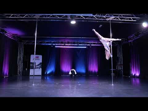 Pole Art Experience 2020 - Weronika Kozanecka - 1st place Professional & Elite