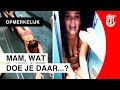 Gênant: moeder vast in zwembadkluisje