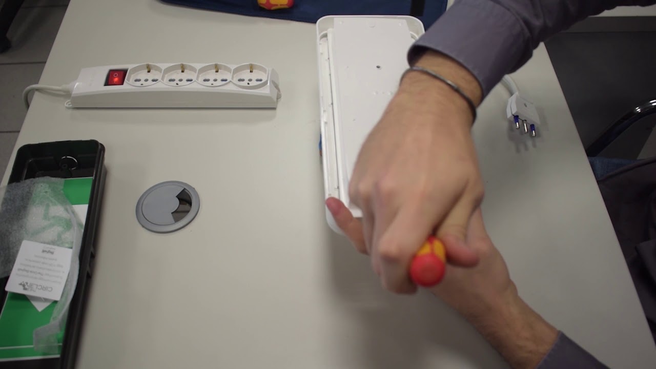 Come si monta una lampada di emergenza Beghelli