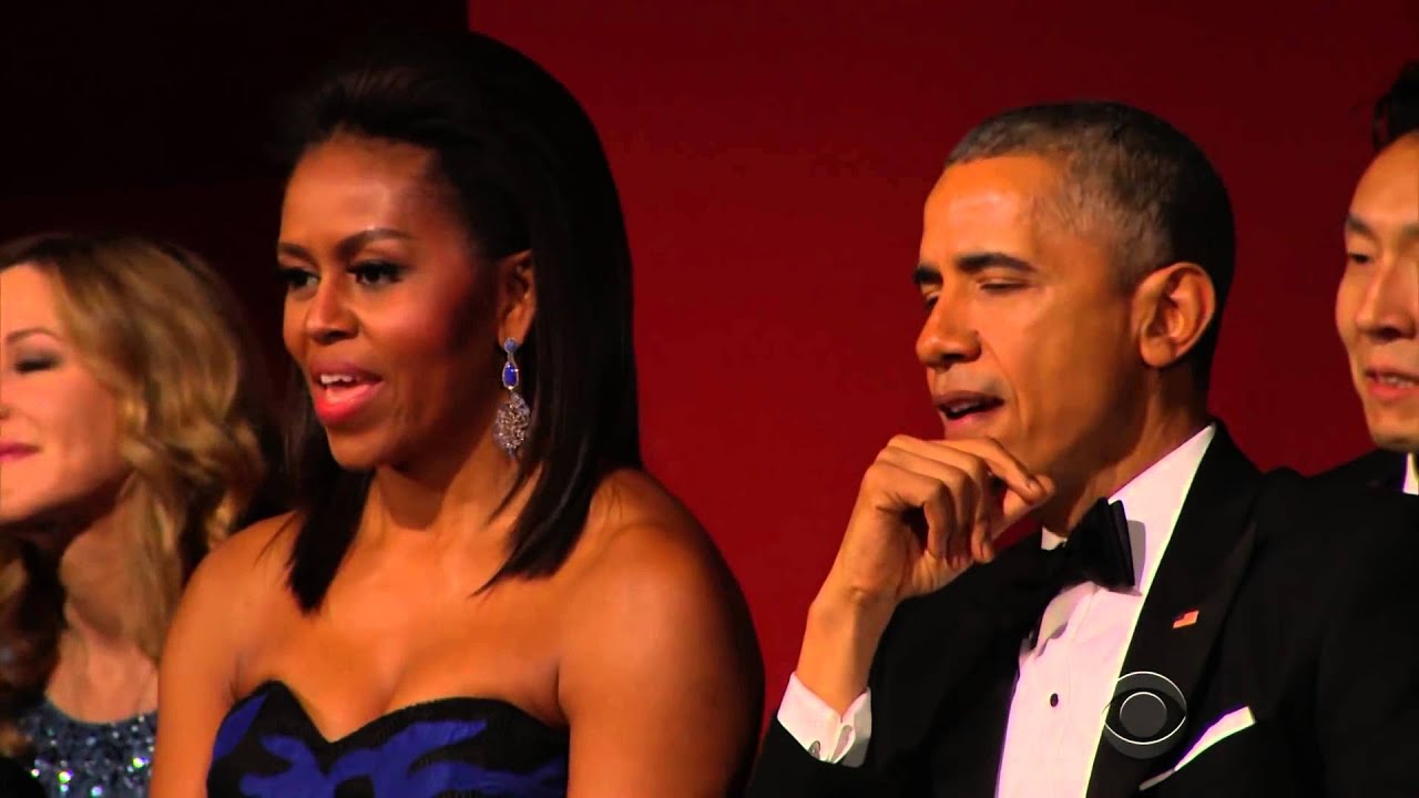 Aretha Franklin Brings President Obama To Tears Performing At Kennedy Center Honors thumnail