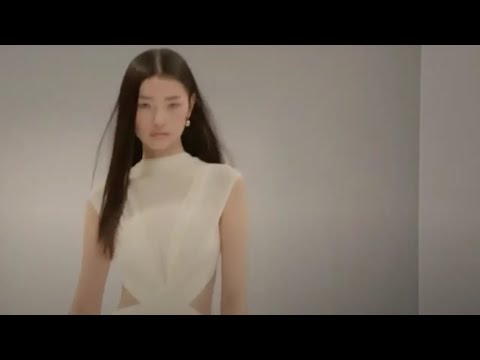 FASHION SHOW 2023 (PHILOSOPHY DI LORENZO SERAFINI COLLECTION SPRING/SUMMER SS24)