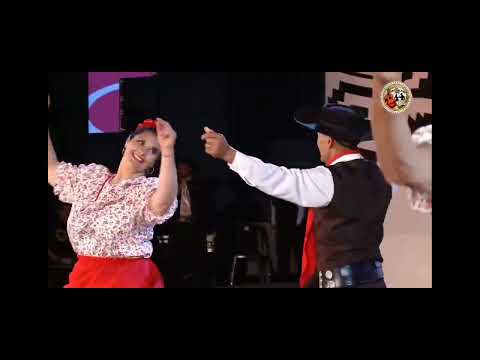 Ballet Costas del Carcarañá (Oliveros) - Festivalazo 2026 Cosquín - Instagram @costasdelcarcarana
