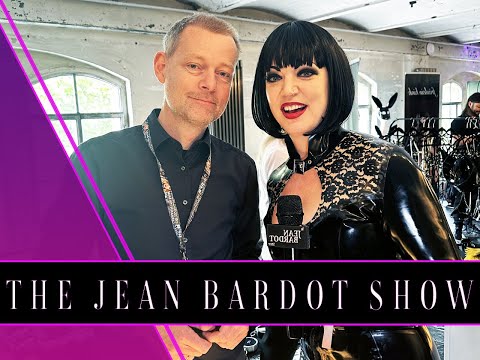 Sweedish Collar, The JEAN BARDOT Show on Location