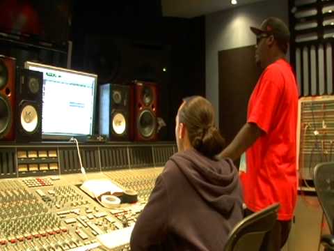 Billy Blue & Flo Rida - Haiti Tribute In Studio Performance