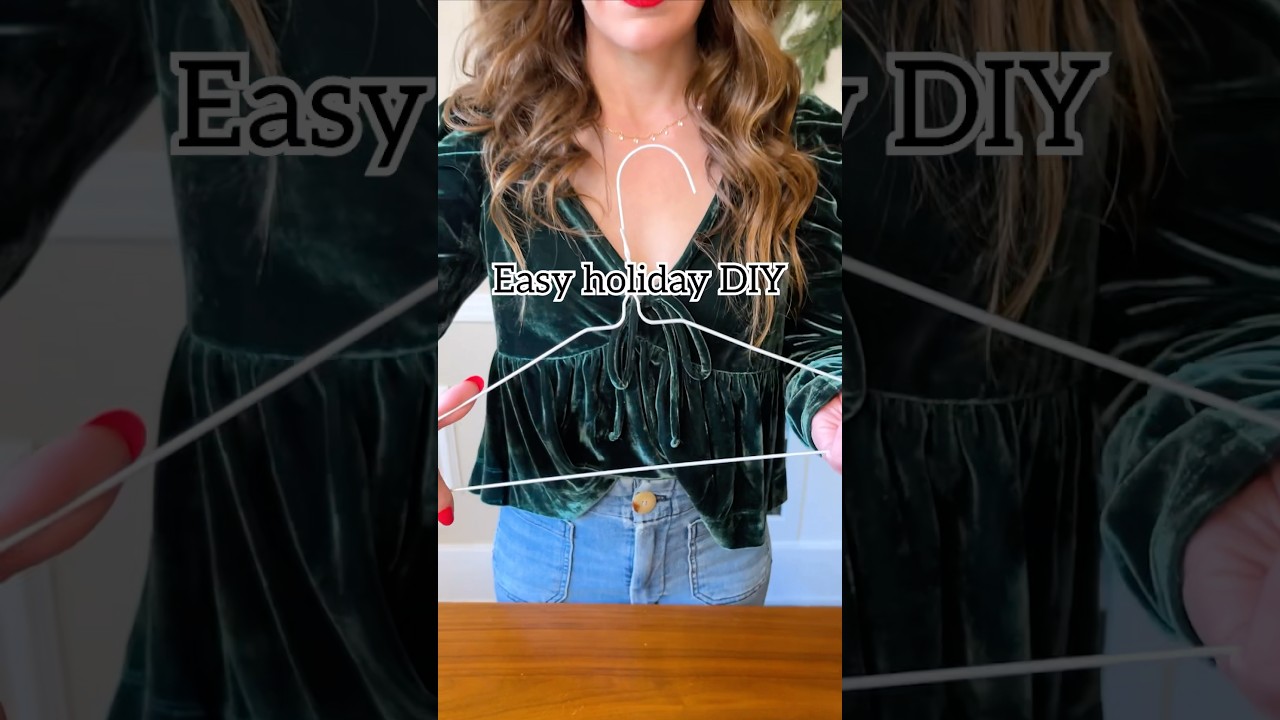 Easiest Holiday Wreath! #holiday #christmasdecor #wreaths #craft #ornaments