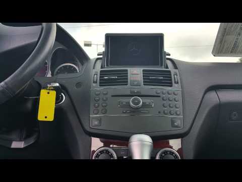 2010 Mercedes-Benz C300 Display From Dashboard