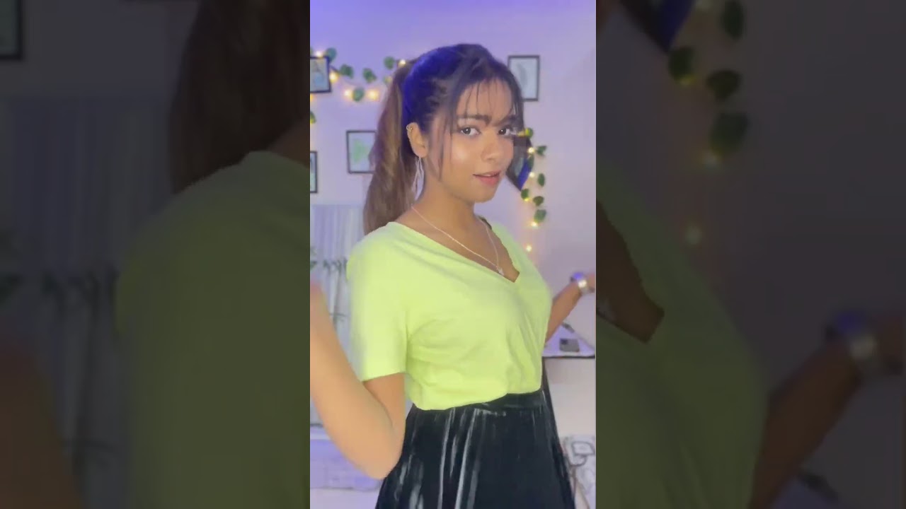 How to wear pleated skirt in different styles👗#shortvideo #shorts #ideas