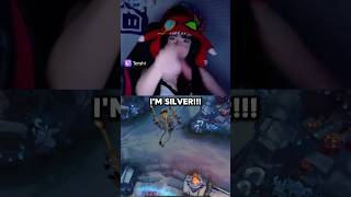 Download lagu TENSHI HIT SILVER!! #leagueoflegends mp3 Download lagu TENSHI HIT SILVER!! #leagueoflegends mp3