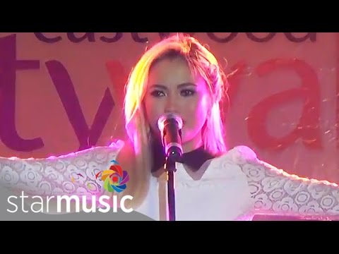Hawak Kamay - Yeng Constantino (Live Album Launch)