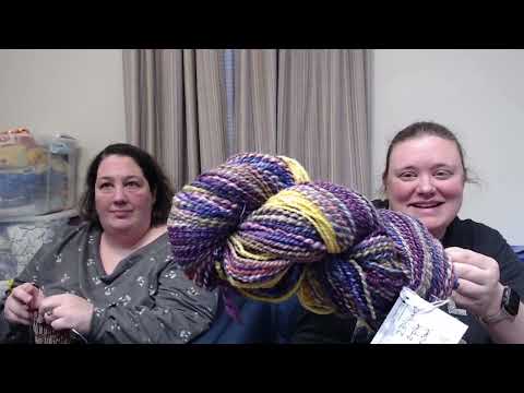 TheKnitGirllls Ep606 - Distracted By The Cat