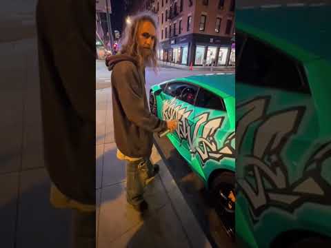 Policia VS Graffiti 🚨😱 Arte o Vandalismo? ... #Lamborghini #Graffiti #Policia #Viral #fun ...