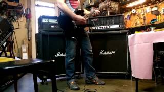 Video thumbnail for Ampeg V4 vs Sunn Model T 2nd Gen by BearAmps