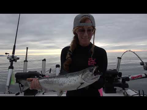 Slammin' Salmon - Episode 6 - Trailer for THAT Hunting Girl with Amanda Lynn Mayhew