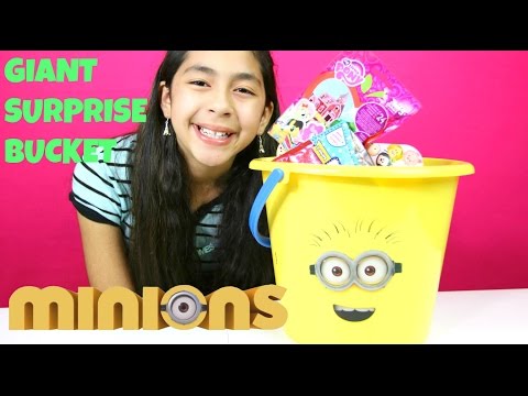 Giant Minions Surprise Bucket Minecraft MLP Tsum Tsum Frozen | B2cutecupcakes Video