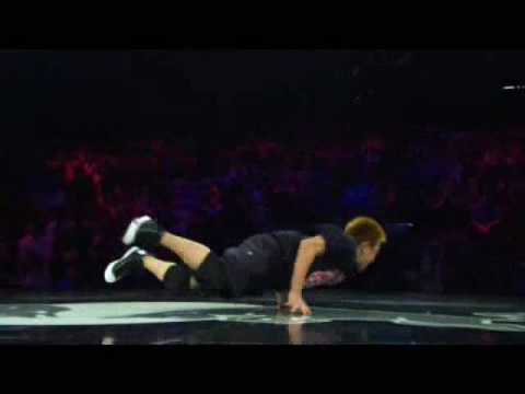 Taisuke vs Cico Red Bull BC One 2008 Original battle