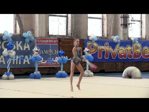 Карика Полина 2005 булавы