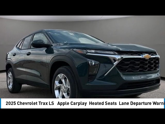 2025 Chevrolet Trax LS | Apple Carplay | Heated Seats in Cars & Trucks in Saskatoon