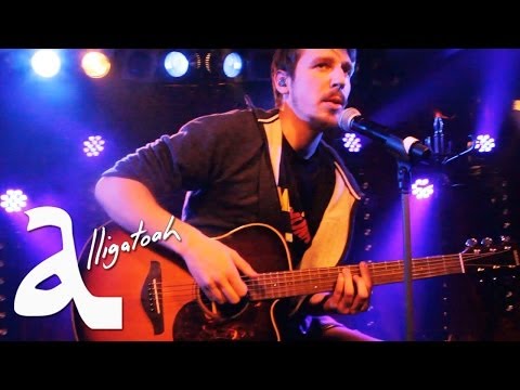 Alligatoah during soundcheck - "It's about time"