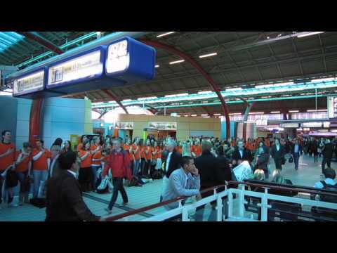 Utrecht Centraal Honig Flashmob