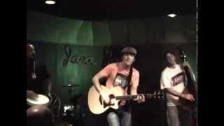 Jason Mraz - 02 - On Love, In Sadness [2002.06.20 Java Joes]