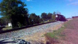 preview picture of video 'Nickel Plate 765 Steam Locomotive Steams through Latty, Ohio'