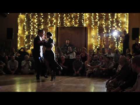 Indira Hiayes & Rodrigo Palacios 2/4